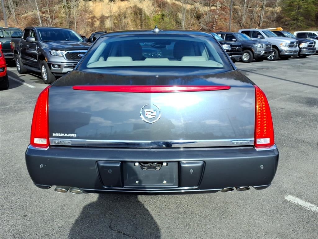 2010 Cadillac DTS w/1SD