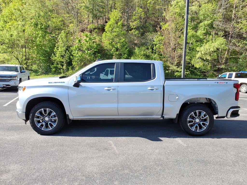 2022 Chevrolet Silverado 1500 LT (2FL)