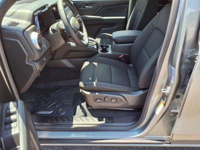 2025 Chevrolet Colorado WT/LT