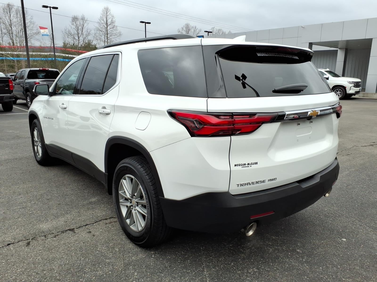 2023 Chevrolet Traverse LT Leather