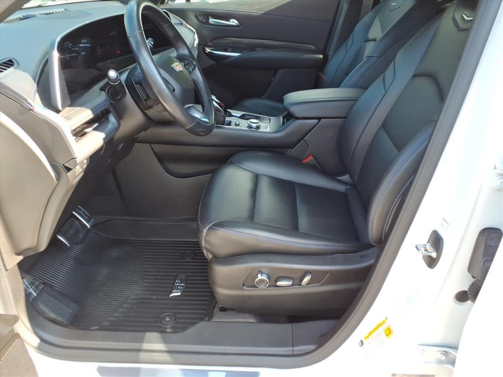 2024 Cadillac XT4 Sport