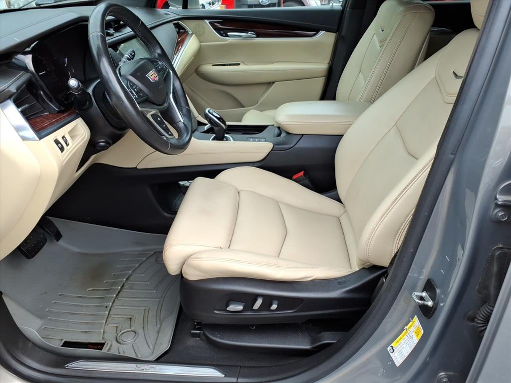 2017 Cadillac XT5 Premium Luxury AWD