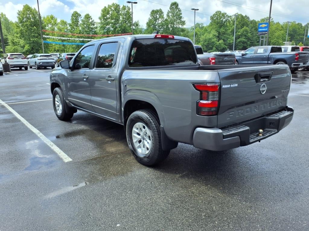 2024 Nissan Frontier SV