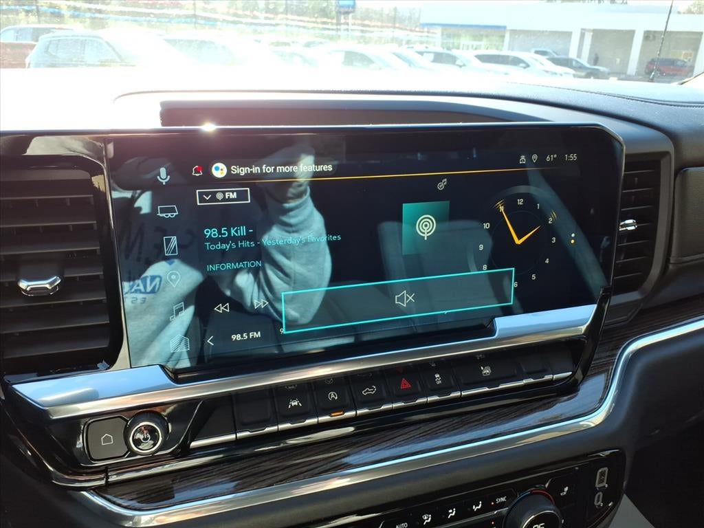 2025 Chevrolet Silverado 1500 LT