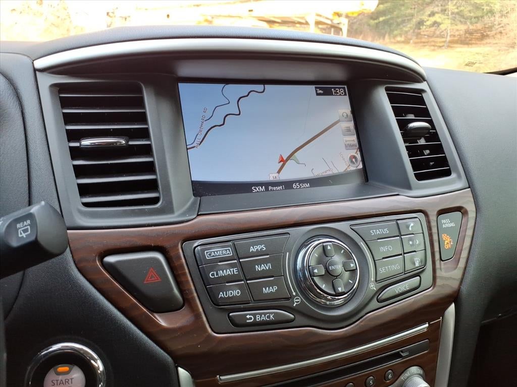 2019 Nissan Pathfinder S