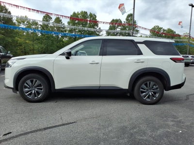 2023 Nissan Pathfinder S 4WD