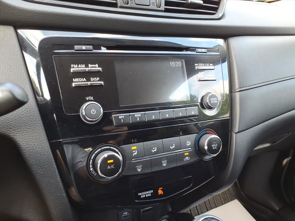 2017 Nissan Rogue S