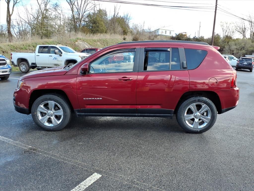 Used 2017 Jeep Compass Latitude with VIN 1C4NJDEB4HD191592 for sale in Castlewood, VA