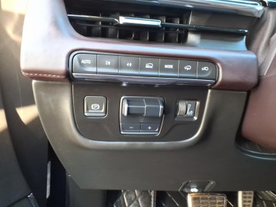 2022 Cadillac Escalade Sport Platinum