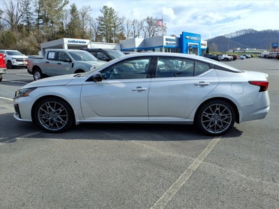 2023 Nissan Altima 2.0 SR