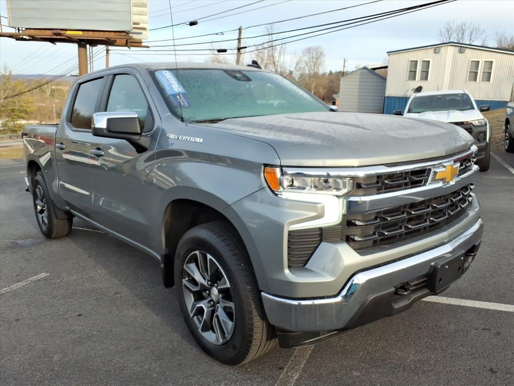 2025 Chevrolet Silverado 1500 LT