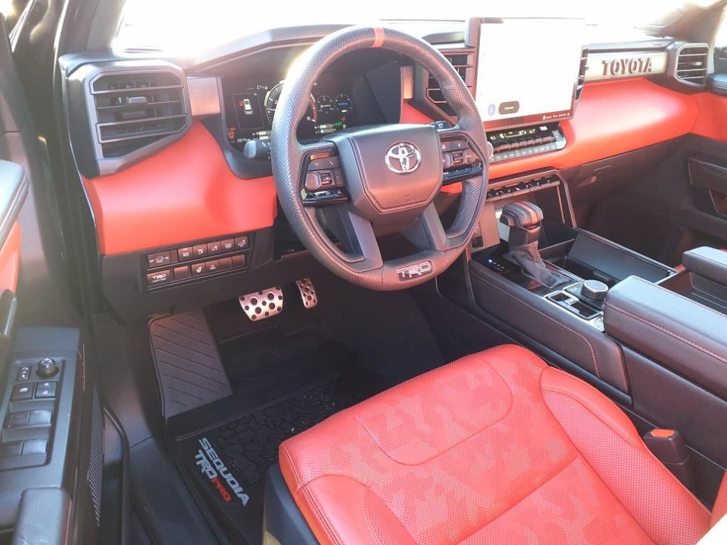 2024 Toyota Sequoia SR5