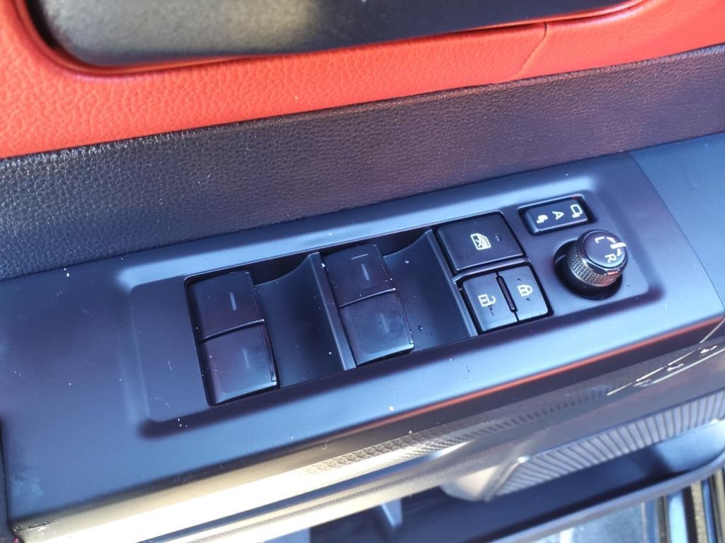 2024 Toyota Sequoia SR5