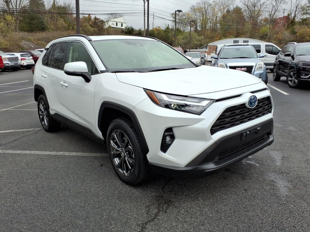 2024 Toyota RAV4 Hybrid XLE Premium
