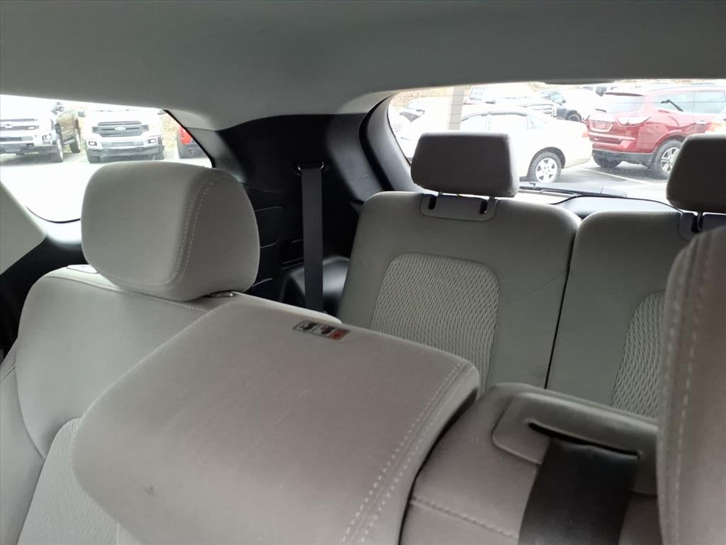 2016 Hyundai Santa Fe SE