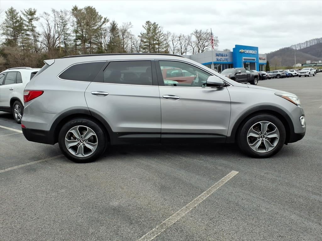 2016 Hyundai Santa Fe SE