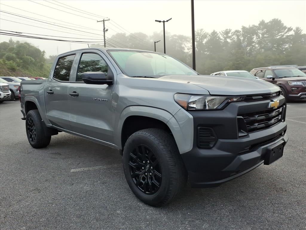 2025 Chevrolet Colorado WT/LT