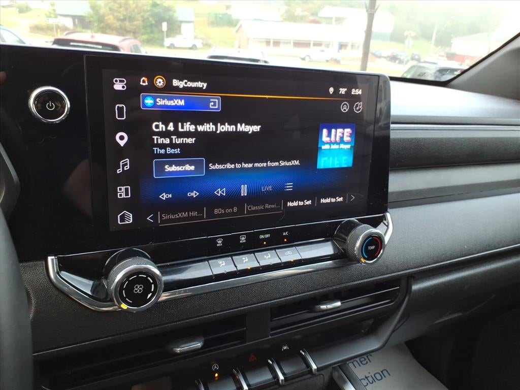2025 Chevrolet Colorado WT/LT