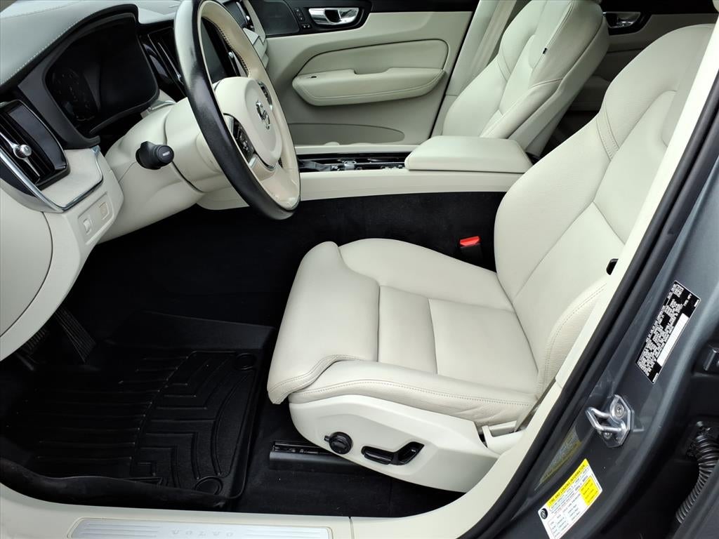 2020 Volvo XC60 T6 Inscription